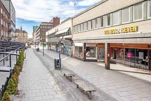 Nybrogatan 2