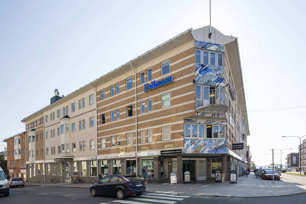 Smedjegatan 8, Centrum