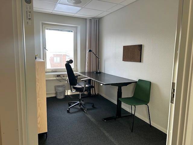 Smedjegatan 8, Centrum