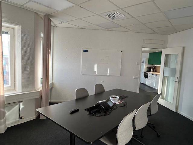 Smedjegatan 8, Centrum