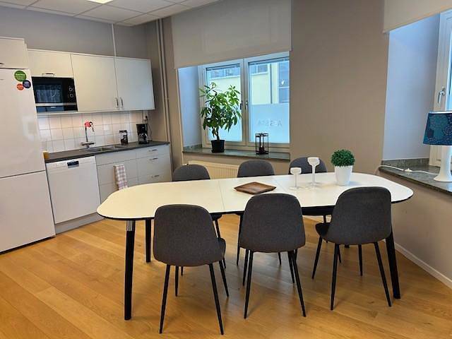 Trädgårdsgatan 20, Centrum