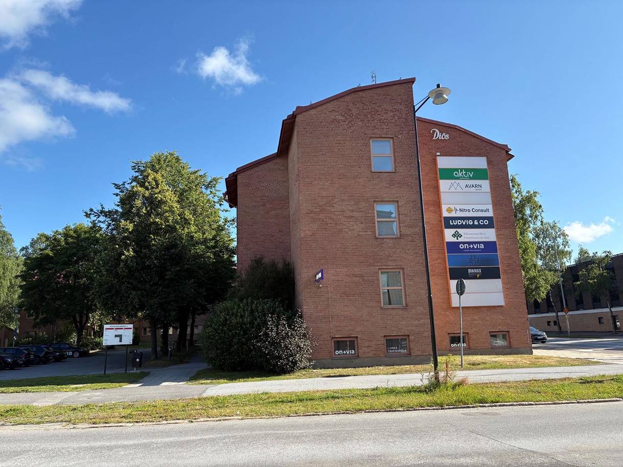 Västra Esplanaden 19, Centrum