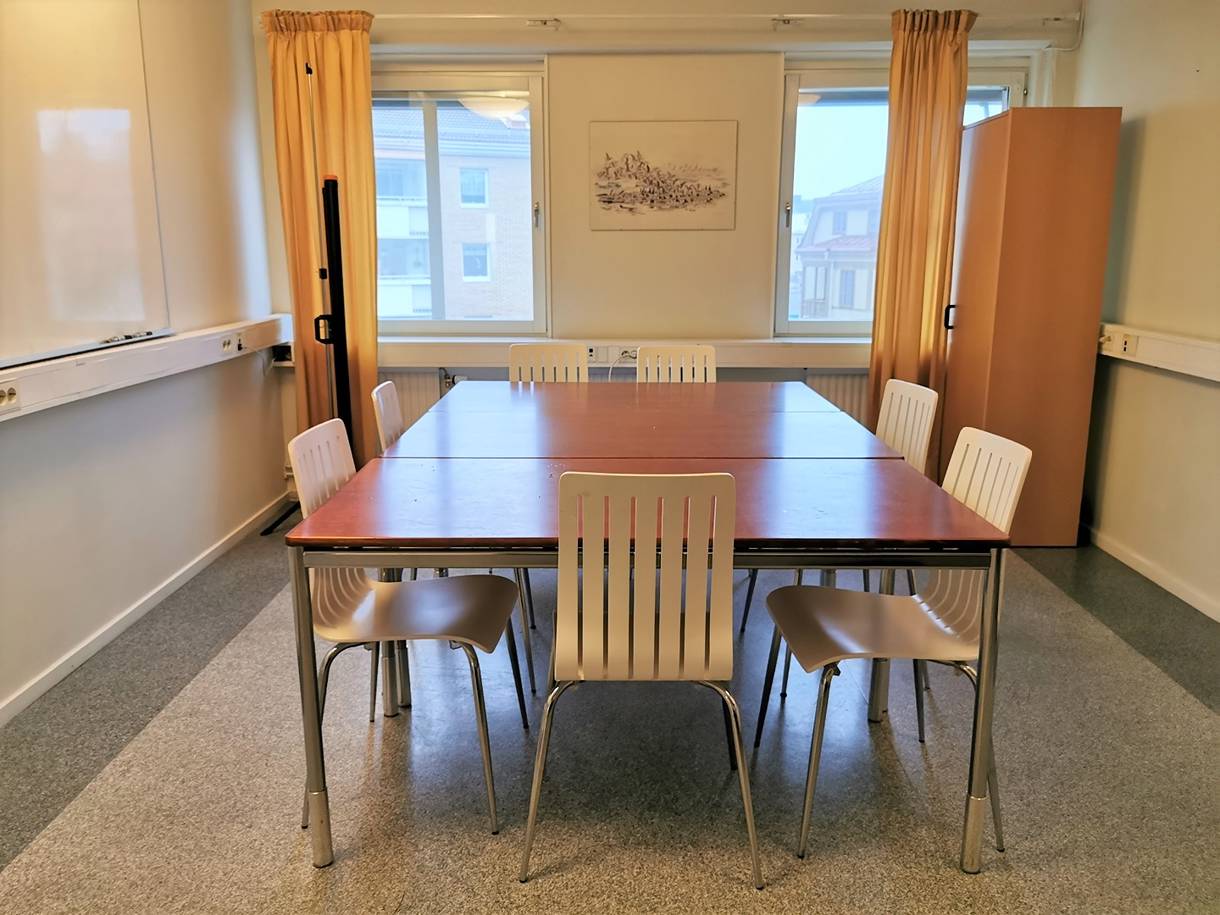 Västra Norrlandsgatan 11D, Centrum