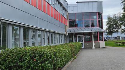 Fasad Entré Ledig lokal, Pendelgatan 2, Teg, Umeå