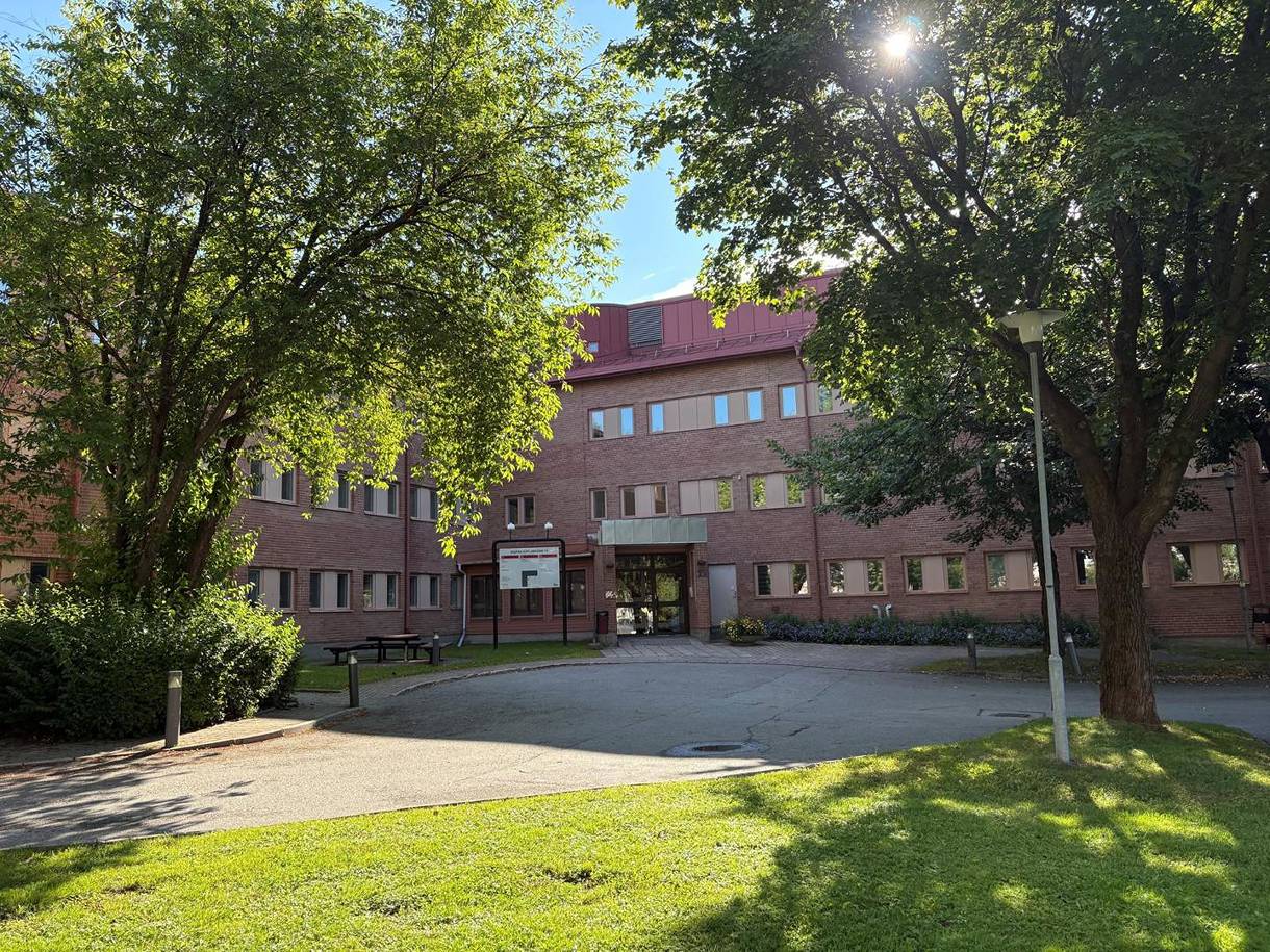 Västra Esplanaden 19, Centrum