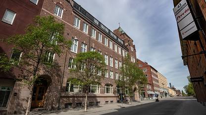 Fasad mot kyrkgatan Ledig lokal, Kyrkgatan 60, Centrum, Östersund