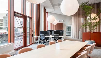 Här sitter du bekvämt med din laptop Hyllie Stationsväg 41