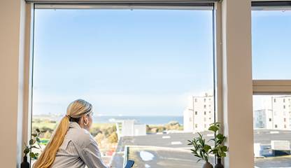 Fina miljöer i Västra Hamnen och vid Hub 1947 Skeppsgatan 19