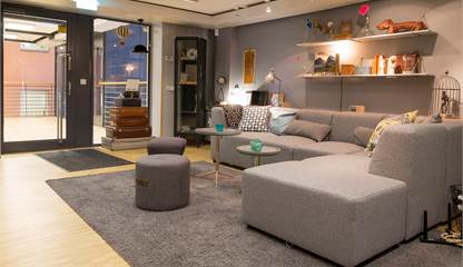 Entre´och lounge i lokalen Ringvägen 100