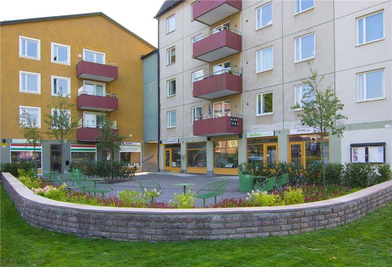 Trädgårdsvägen 2, Eknäs