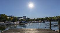Strandpromenad nedför kontoret Ringvägen 100