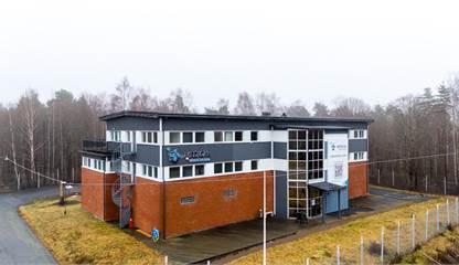 Ljusårsvägen 100