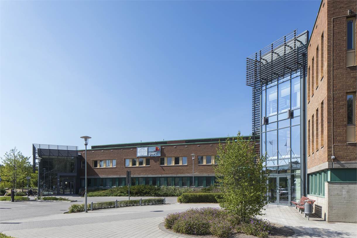 Lantmäterigatan 2, Olsbacka