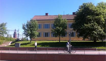 Exteriör Sjöfartshuset sett fr Svartån Hamngränd 6