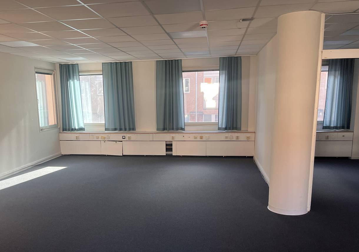 Gårdavägen 2, Gårda