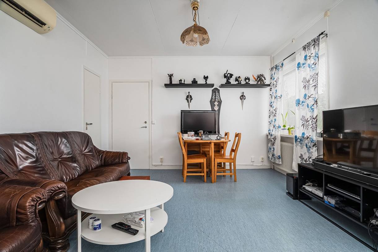 Stationsvägen 11 och 15