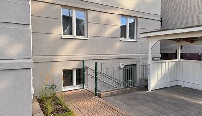Egen ingång mot gatan Tormenåsgatan 15