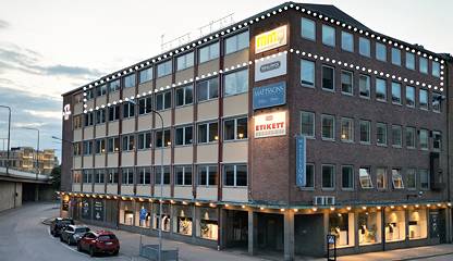 Prickad linje visar den lediga lokalen Lidaholmsgatan 3