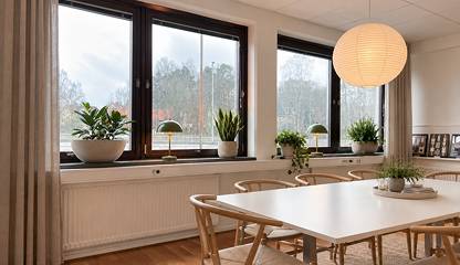 Ljusa rum perfekta för kontor eller konferens. Lidaholmsgatan 3