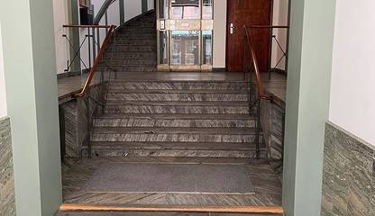 Skomakaregatan 6-8