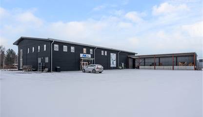 Hangarvägen 12