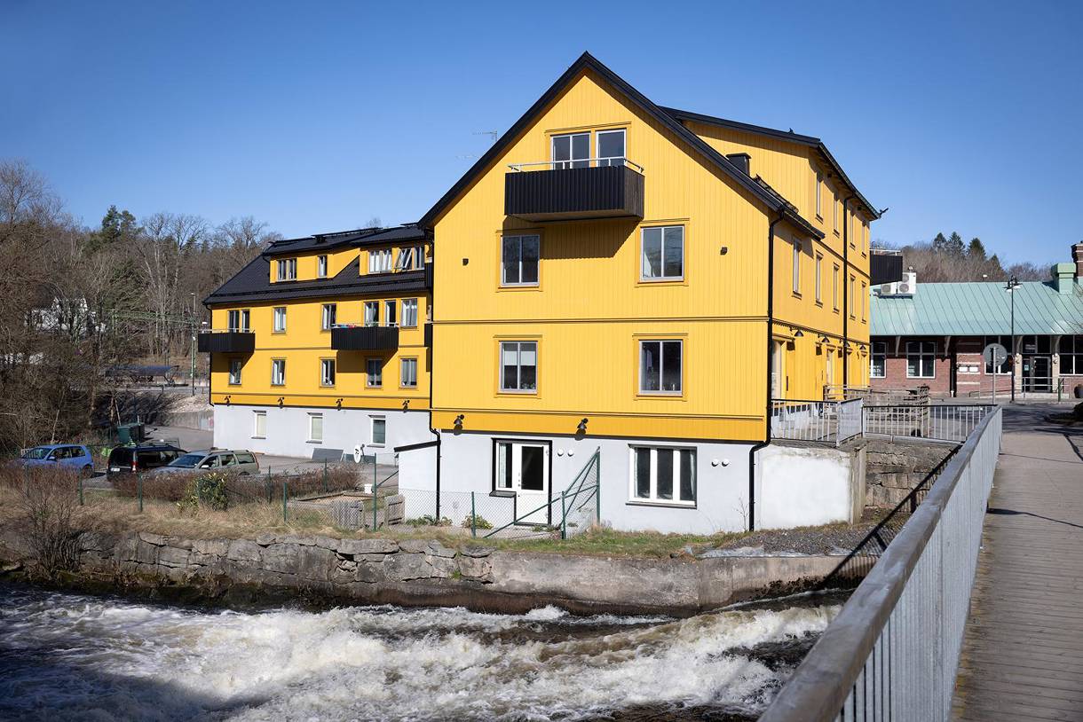 Floda Stationsväg 1A-I, 1K, Floda