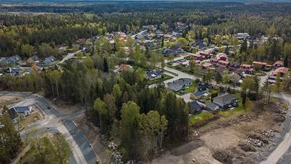 Fastighet till salu, Nyponvägen 9 m.fl, Ormsta, Vallentuna