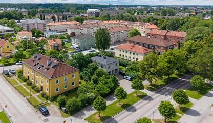 Hjälmarvägen 8