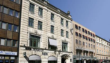 Drottninggatan 12 , Ågatan 9