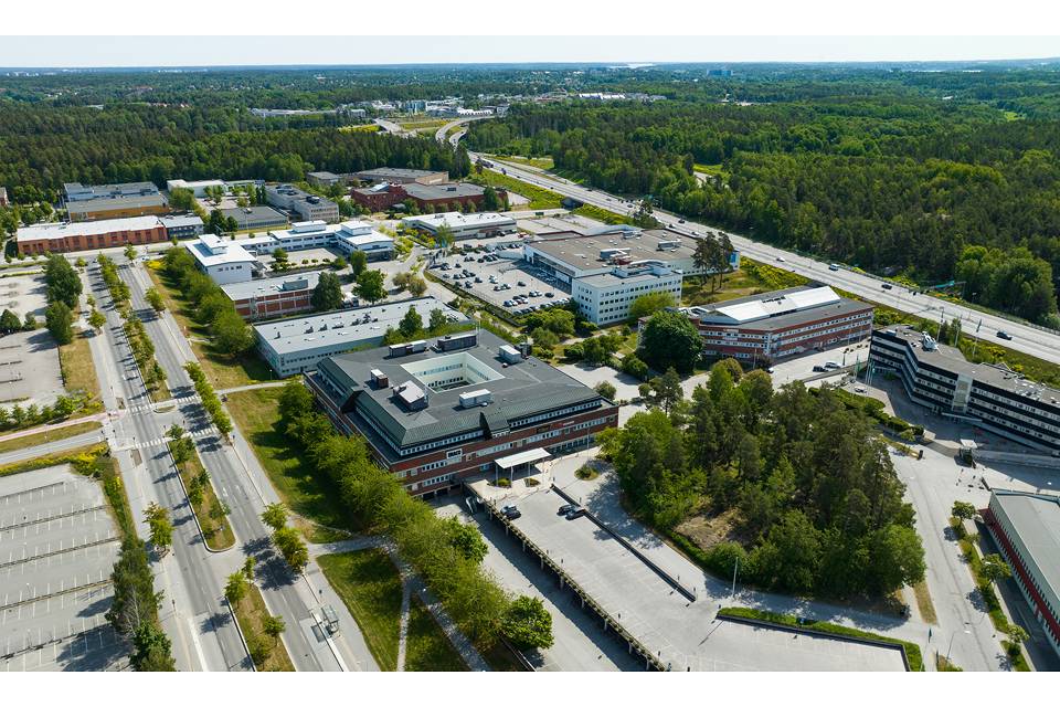 Skalholtsgatan 9, Kista
