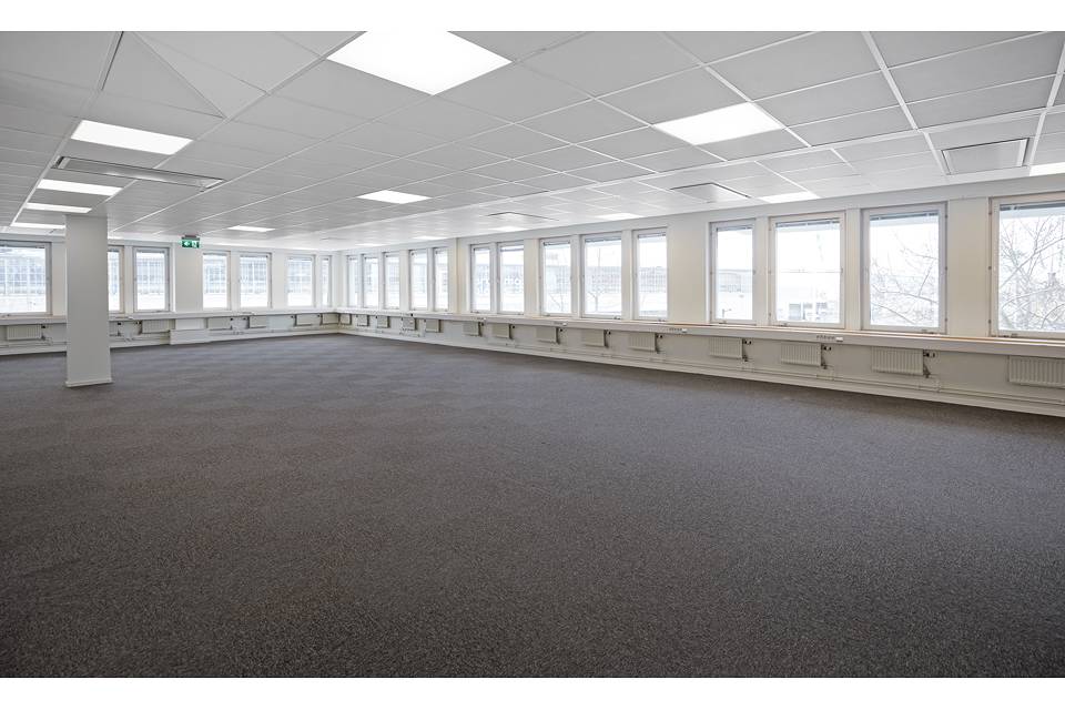 Gårdsfogdevägen 7, BROMMA