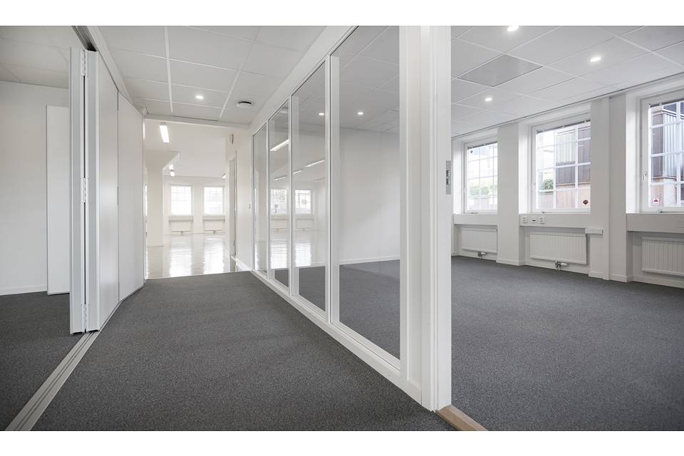 Gårdsfogdevägen 16, Bromma