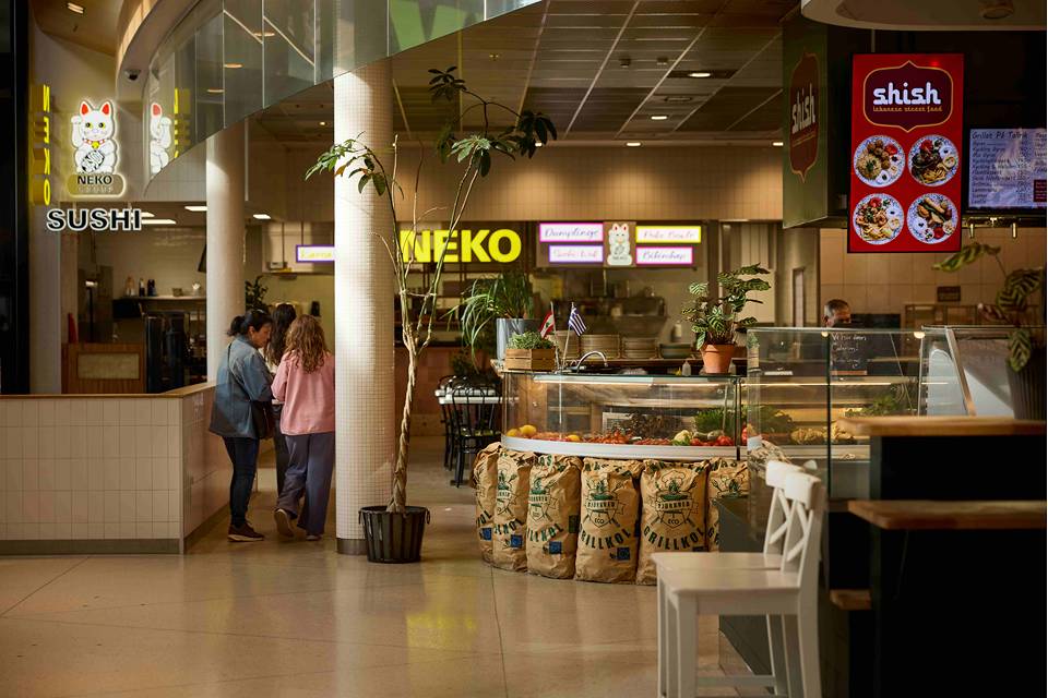 Gårdsfogdevägen 16, Bromma