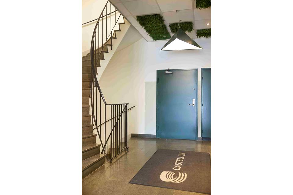 Gårdsfogdevägen 16, Bromma