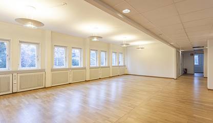 Svärdvägen 13