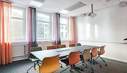 Warfvinges väg 32