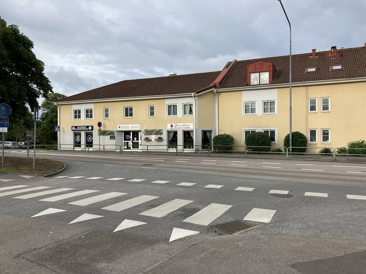 Riksvägen 42