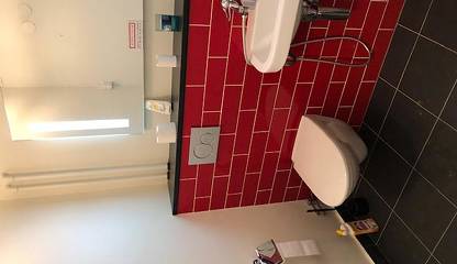 WC Vallhornsvägen 16
