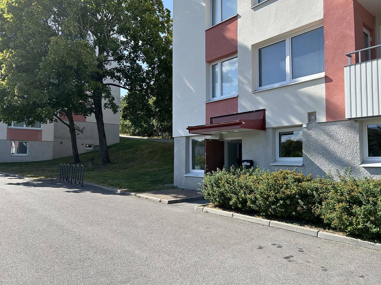 Vallhornsvägen 8