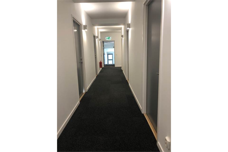 Fabriksvägen 2, Solna