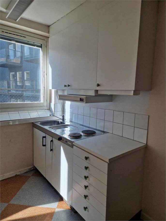 Frihetsvägen 8, Järfälla