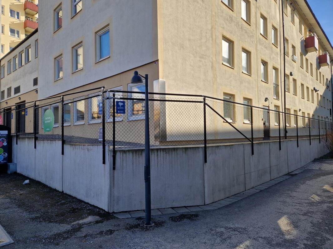 Frihetsvägen 8, Järfälla