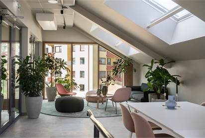 Lounge och gemensamma ytor på plan 7 invid takterrass