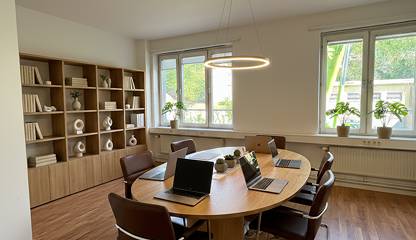 Norra Drottninggatan 26, 28