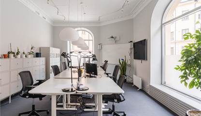 Artillerigatan 42