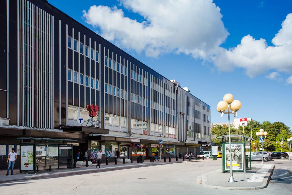 Hallonbergsplan 5-7