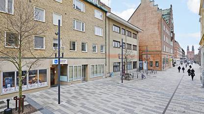 Fasad mot Fristadstorget Ledig lokal, Alva Myrdals Gata 4, Centrum, Eskilstuna