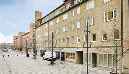 Fasad mot Fristadstorget Alva Myrdals Gata 4