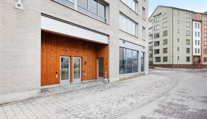 Entré Vegagatan 6
