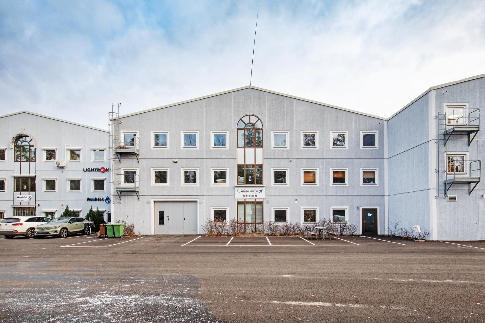 Lagerlokal 500–1080 kvm i Rosersberg – Tallbacksgatan 11 Hus 6 bild 1